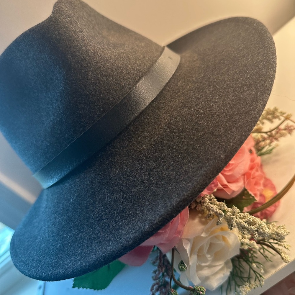 Pendleton Women's Black Felt Fedora with Slim Band